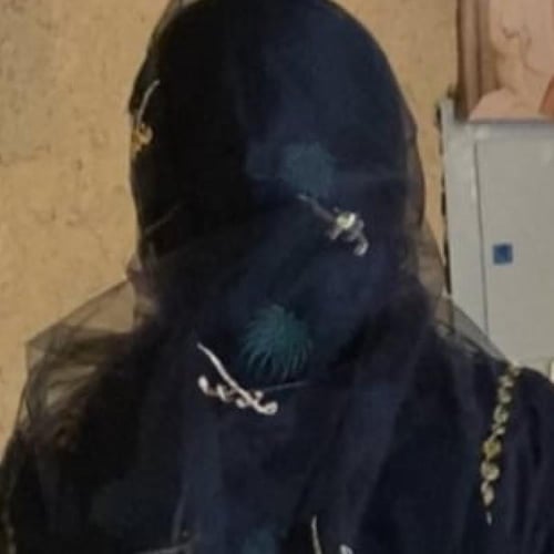 طرحة التل سيفين ونخلة ذهبي وزيتي