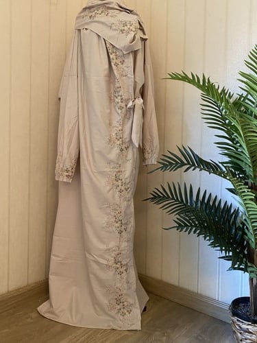 سجادة صلاة اسفنج مريحة لكبار السن وجلال صلاة مطرز...