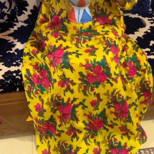 جلابيه تطريز بالصدر والأكمام .فستان