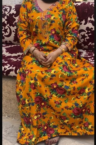 جلابية مع شك ديجتال ناعم بالصدر والاكمام فستان