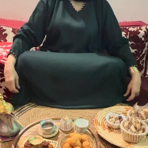 جلابية فستان وسروال طويل واسع بكرسي اللون زيتي أخض...