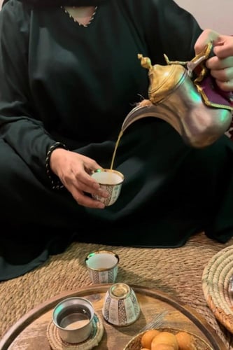 جلابية فستان وسروال طويل واسع بكرسي اللون زيتي أخض...