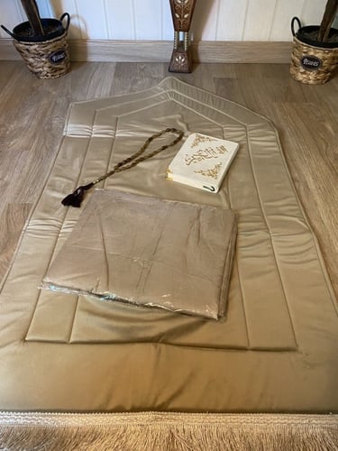 سجادة صلاة سجادة اسفنج مريحة وشرشف صلاة مع قرآن كر...