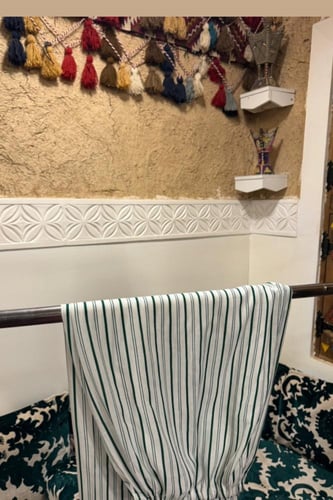 سروال الأولين سروال خط البلدة.