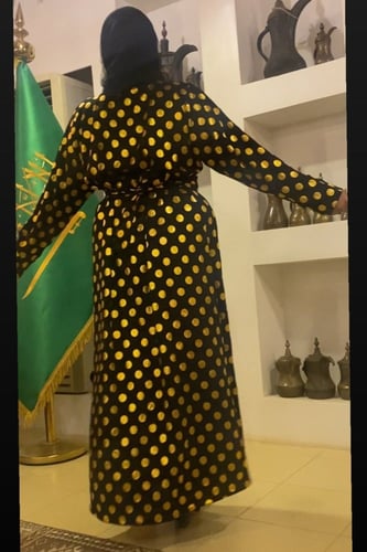 جلابيه جميلة مع طرحة الأولين تل وحزام