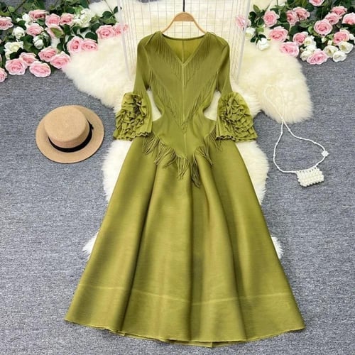 فستان نسائي أنيق