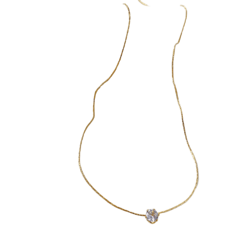 قلادة نسائية ناعمة بتصميم دائري بسيط