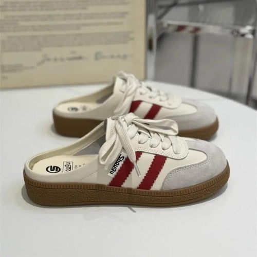 حذاء نسائي رياضي