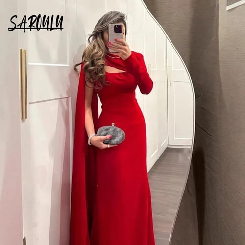 فستان احمر مستقيم بوشاح