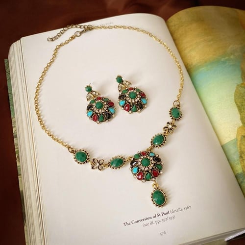 مجموعة مجوهرات فاخرة