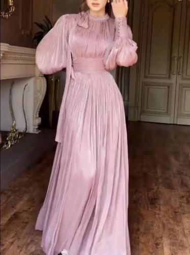 فستان الأميرة الفضفاض