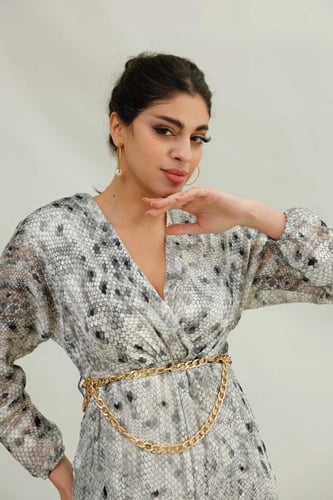 فستان شيفون ثعبان مقصب رصاصي