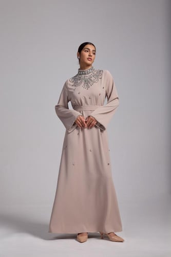 جلابيه بيج مطرزه