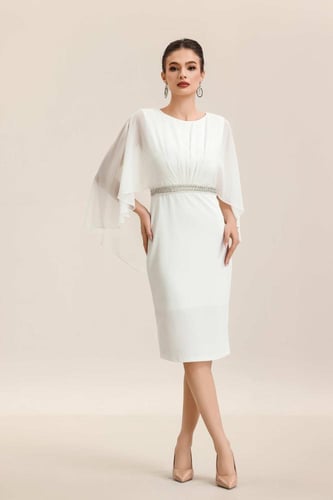 فستان ابيض قصير اكسسوار والكم فراشه