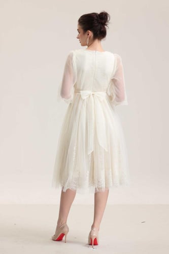 فستان تل مطرز الخصر