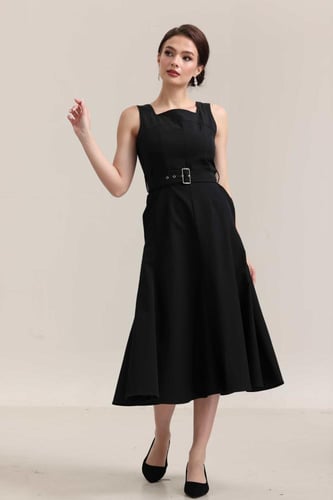 فستان اسود ليكرى علاقي