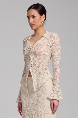 بلوزة انيقة