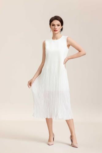 فستان كت كريب تحت شيفون كسرات