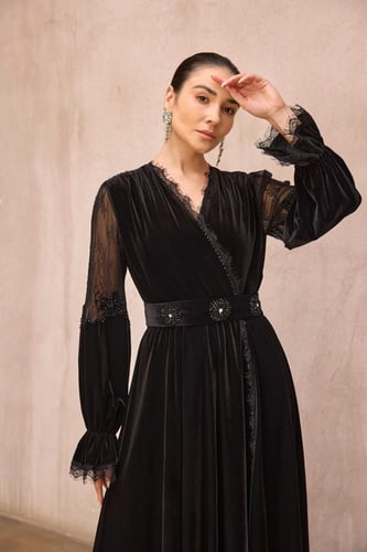 فستان سهرة مخمل أسود