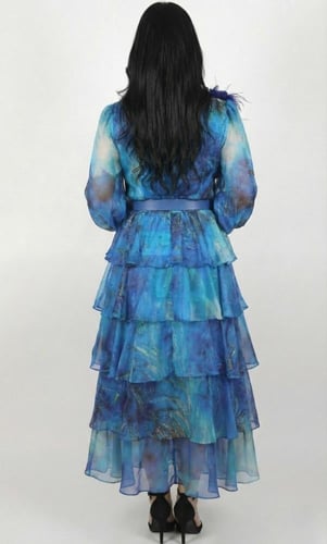 فستان ميدي طبقات بتمويجات بحرية عصرية