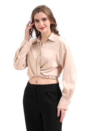 Blouse with luxurious crepe sleeves