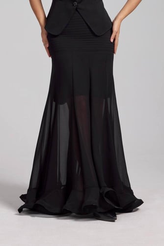 تنورة سودا كلوش طويلة