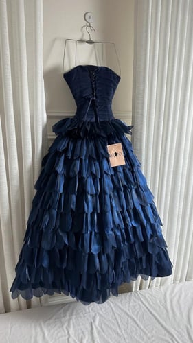 فستان الجوهرة