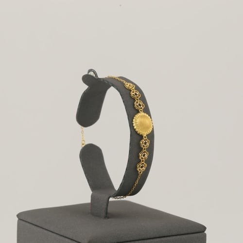 طقم ذهب ثلاث ادوار ورود مع دوائر بارزة بصمة - عيار...