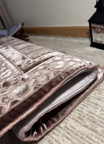 سجاد فوم مومري حرير تركي - طبي