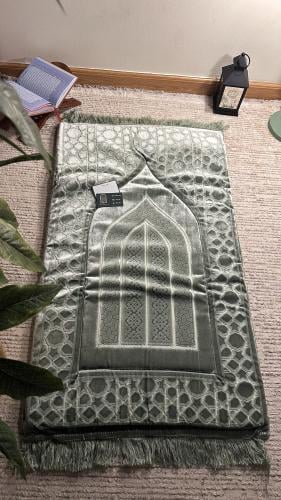 سجاد فوم مومري حرير تركي - طبي