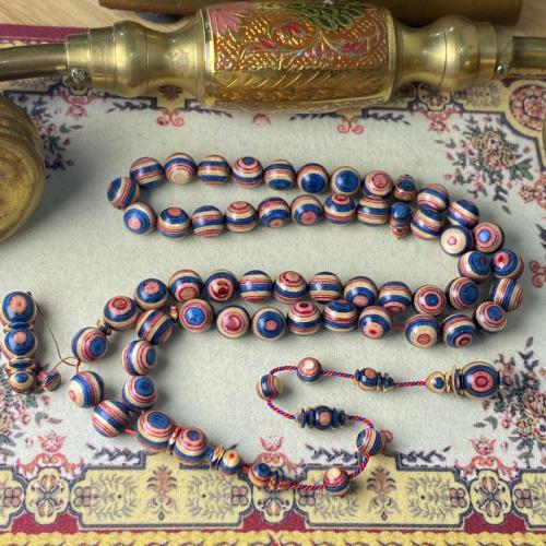 مسباح خشب الكافور المضغوط- حجم الخرز 10 م-الشكة تم...