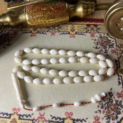 عظم جمل (قصة صنوبري) -حجم الخرز:7.5 م
