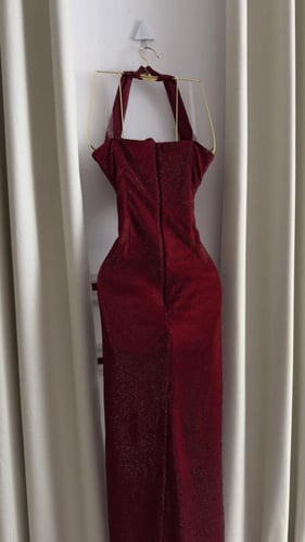 فستان بورغندي إليغانس