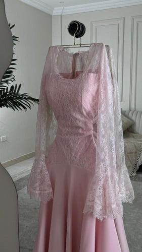 فستان نسيم الزهر