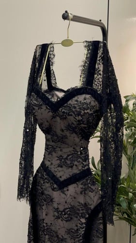 فستان أناقة الليل