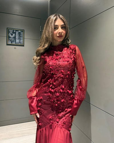 فستان لهيب الحب