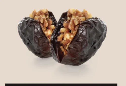 عجوة بالمكسرات