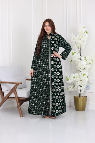 جلابية مخمل فاخرة تطريز يدوي بنقوش تراثية وتفاصيل...