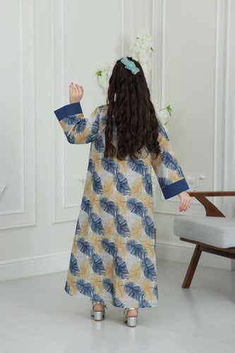 جلابية لينن ( بناتي ) بطبعة ريش وتطريز ترتر