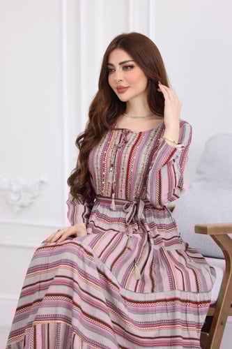 جلابية رايون قطن منقوش بتطريز خفيف على الصدر