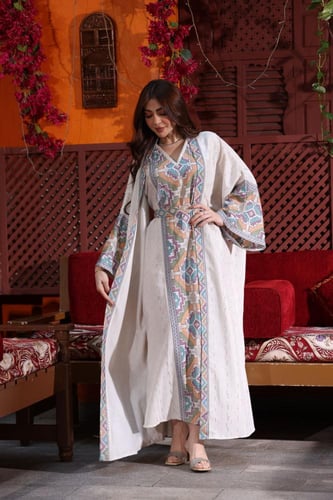 جلابية كويتية لينن قطعتين تراثية بتطريز يدوي ملون