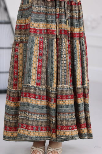 جلابية رايون قطن منقوش بتطريز على الصدر