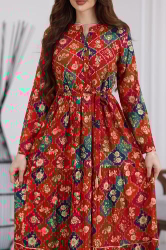 جلابية رايون قطن منقوش بتطريز خفيف على الصدر