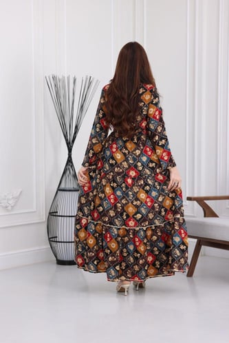 جلابية رايون قطن منقوش بتطريز خفيف على الصدر