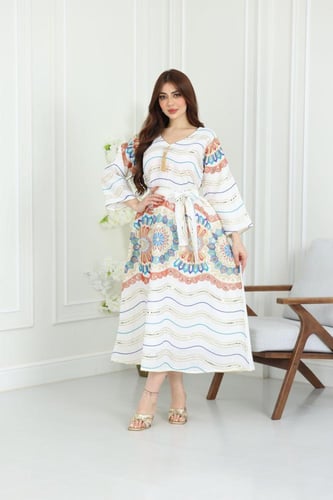 جلابية لينن كويتية بتطريز ترتر