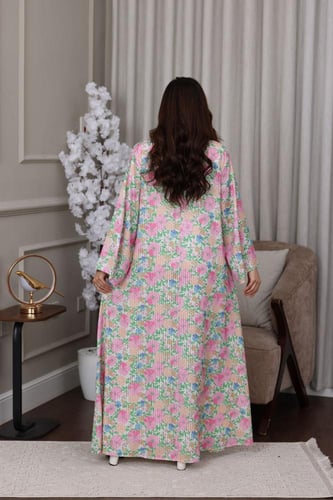 جلابية قطنية واسعة منقوشة بالزهور ومطرزة بخطوط لام...