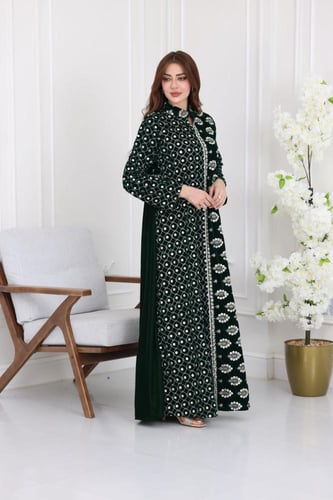 جلابية مخمل فاخرة تطريز يدوي بنقوش تراثية وتفاصيل...