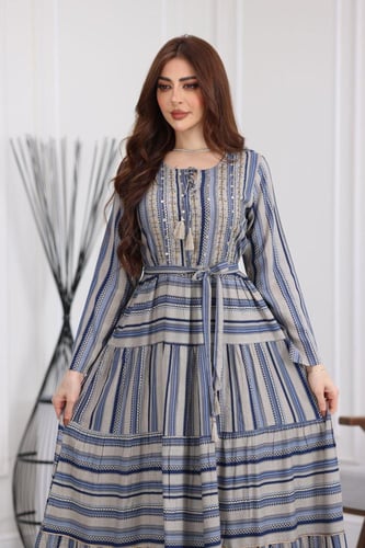 جلابية رايون قطن منقوش بتطريز خفيف على الصدر