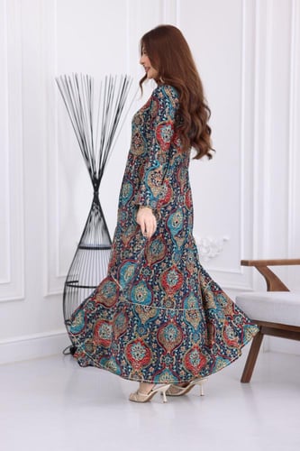 جلابية رايون قطن منقوش بتطريز خفيف على الصدر