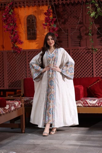 جلابية كويتية لينن قطعتين تراثية بتطريز يدوي ملون